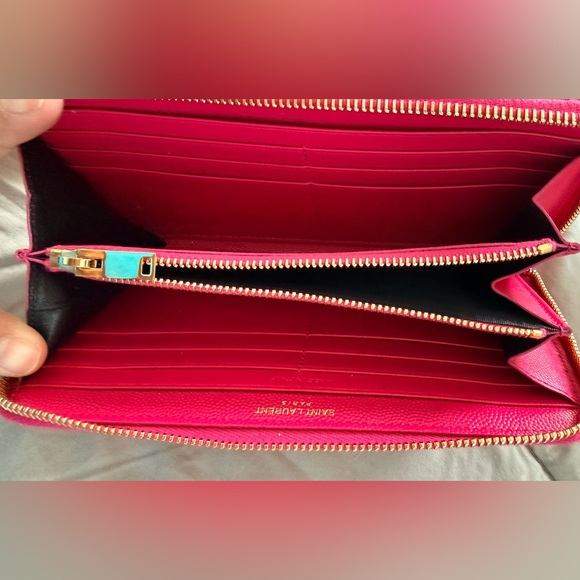 Yves Saint Laurent Pink Quilted Leather Wallet - Picture 8 of 12